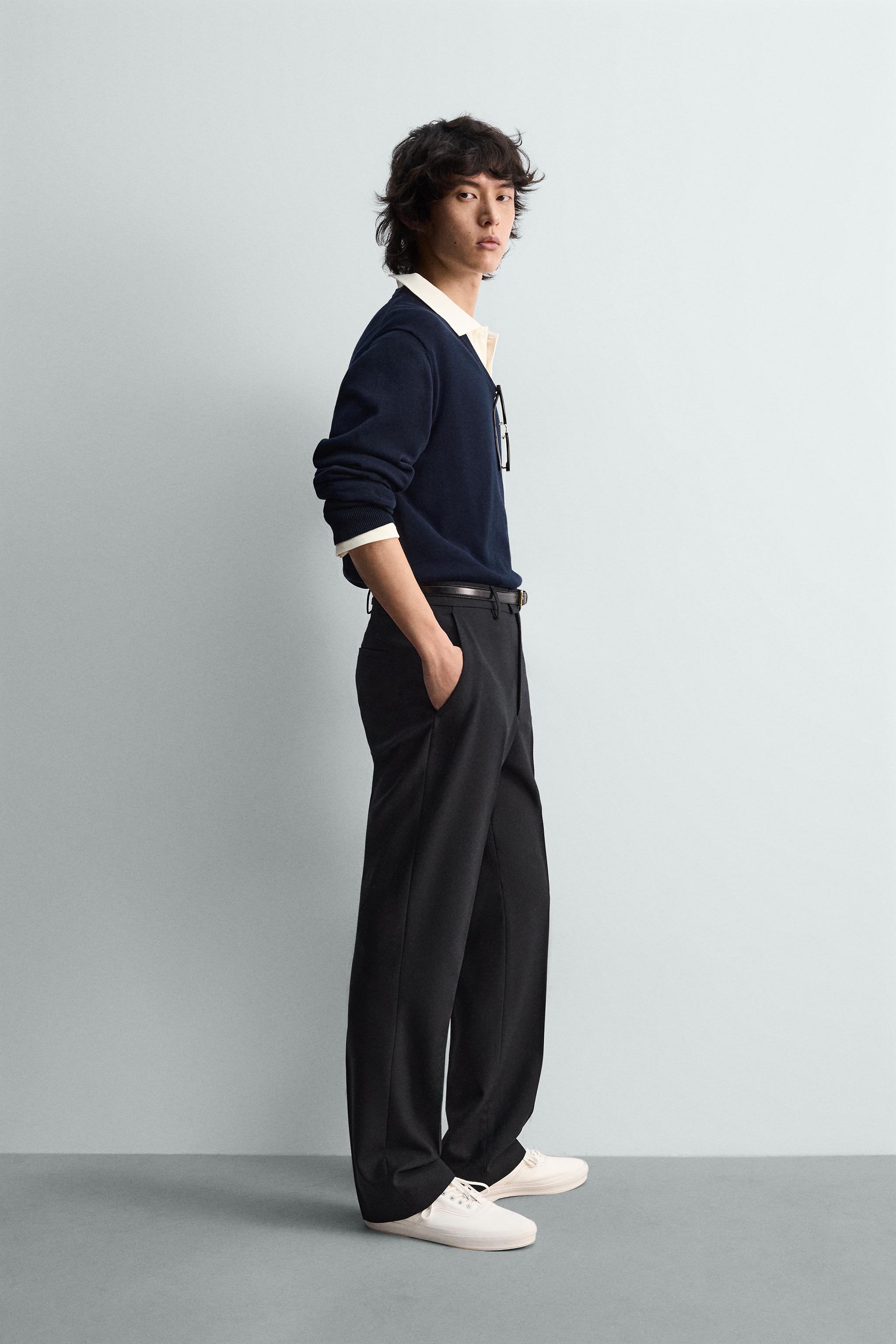 RELAXED FIT V-NECK JUMPER